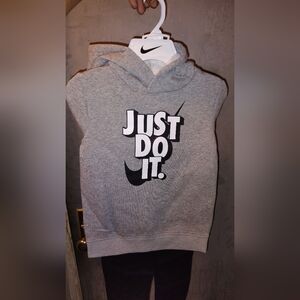 Boys Nike 2 Piece Set